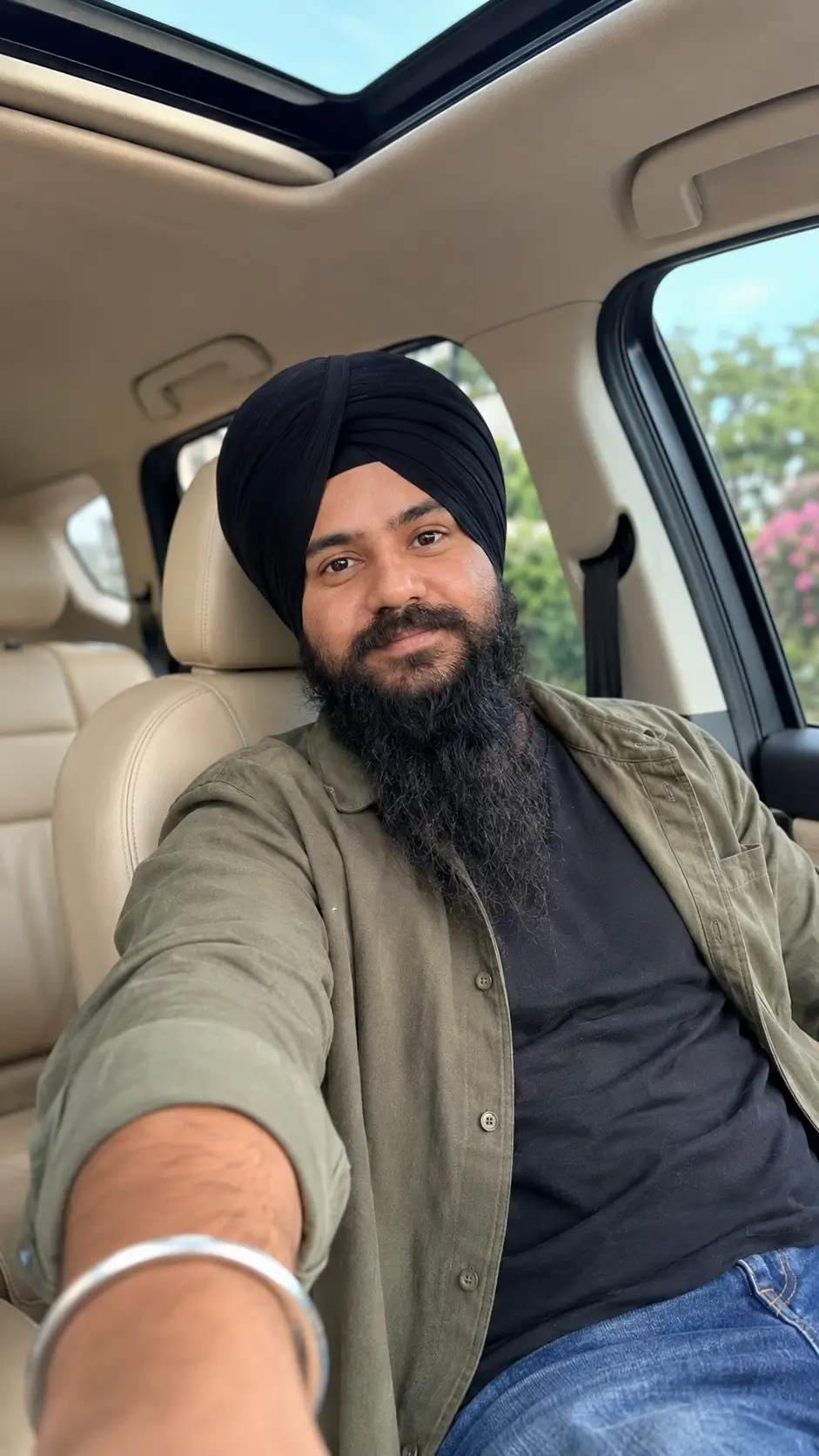Gurpreet Singh signature pic